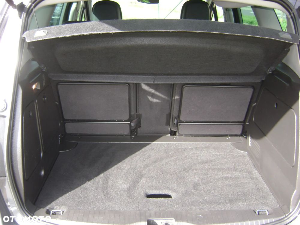 Opel Meriva - 10
