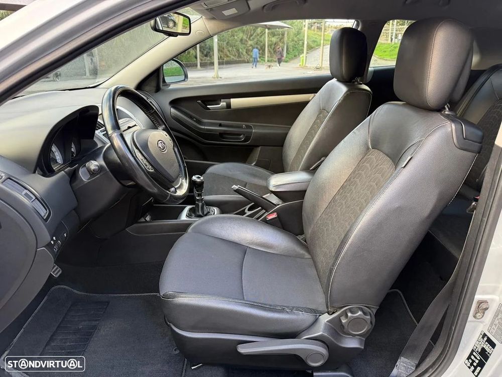 Kia Ceed S Coupé 1.6 CRDi EX - 9