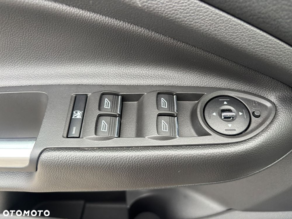 Ford Kuga 1.6 EcoBoost 2x4 SYNC - 15