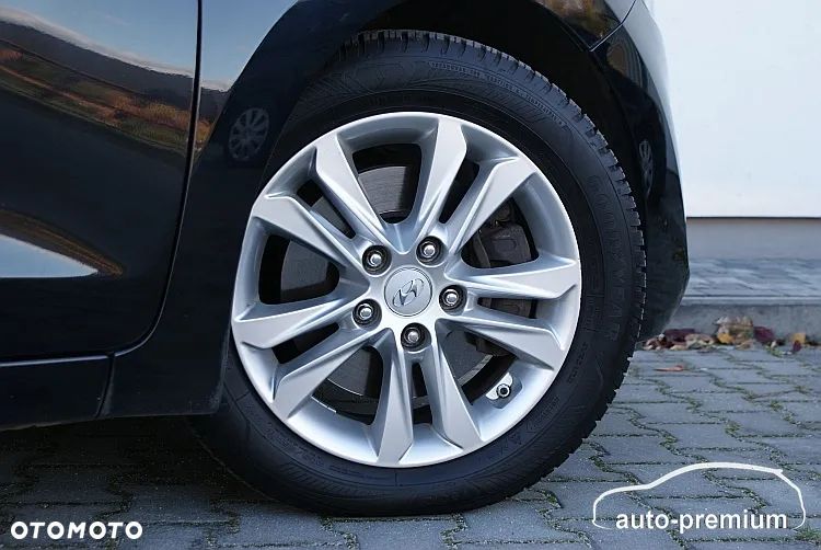 Hyundai i30 1.6 CRDI Fifa World Cup Edition - 33