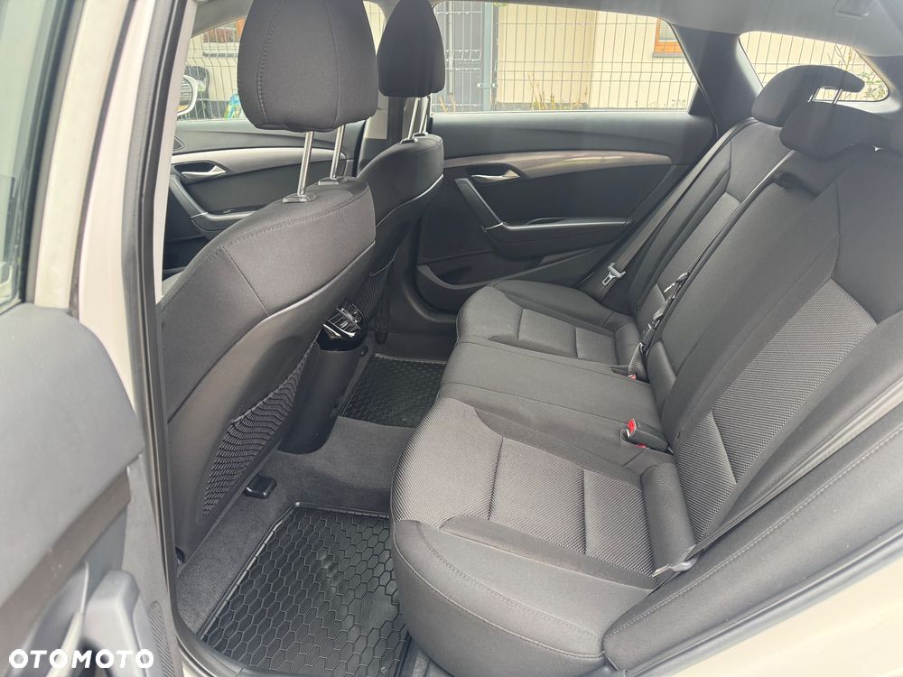 Hyundai i40 i40cw 1.6 Fifa World Cup Edition - 6