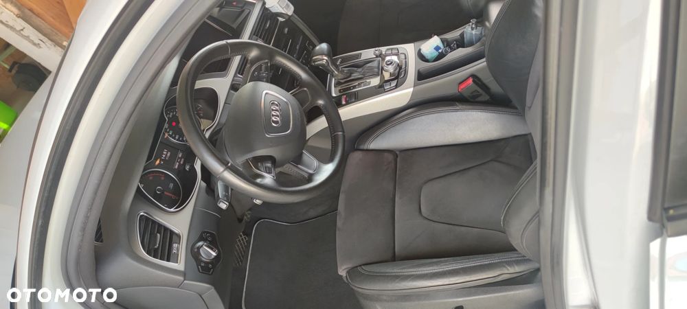 Audi A4 Allroad 3.0 TDI DPF S tronic - 8