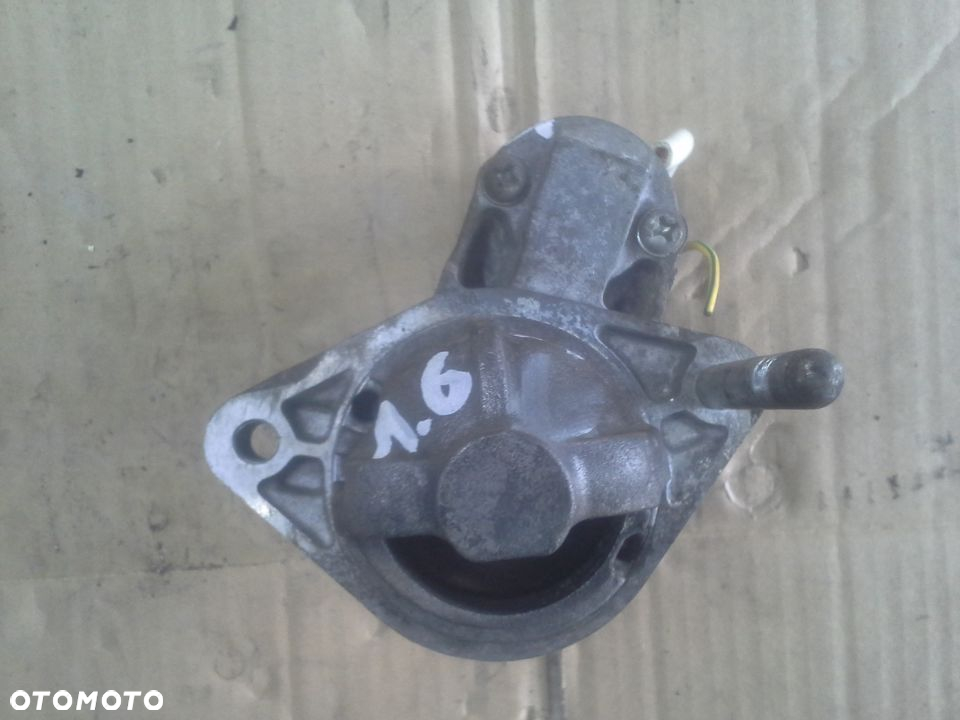Suzuki Swift 1.6 rozrusznik 31100-63J0  M000T36071 - 4