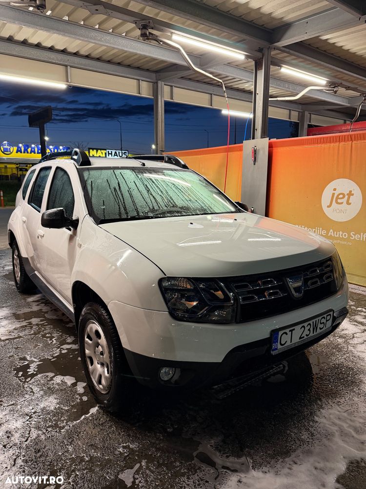 Dacia Duster 1.5 dCi 4x4 Laureate - 11