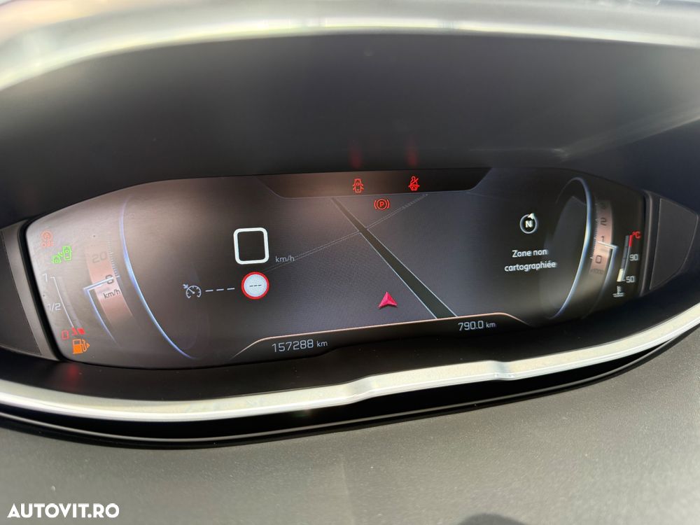 Peugeot 3008 PureTech 130 Stop & Start GPF Allure - 13