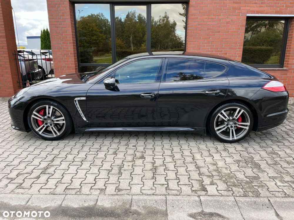 Porsche Panamera Turbo - 29