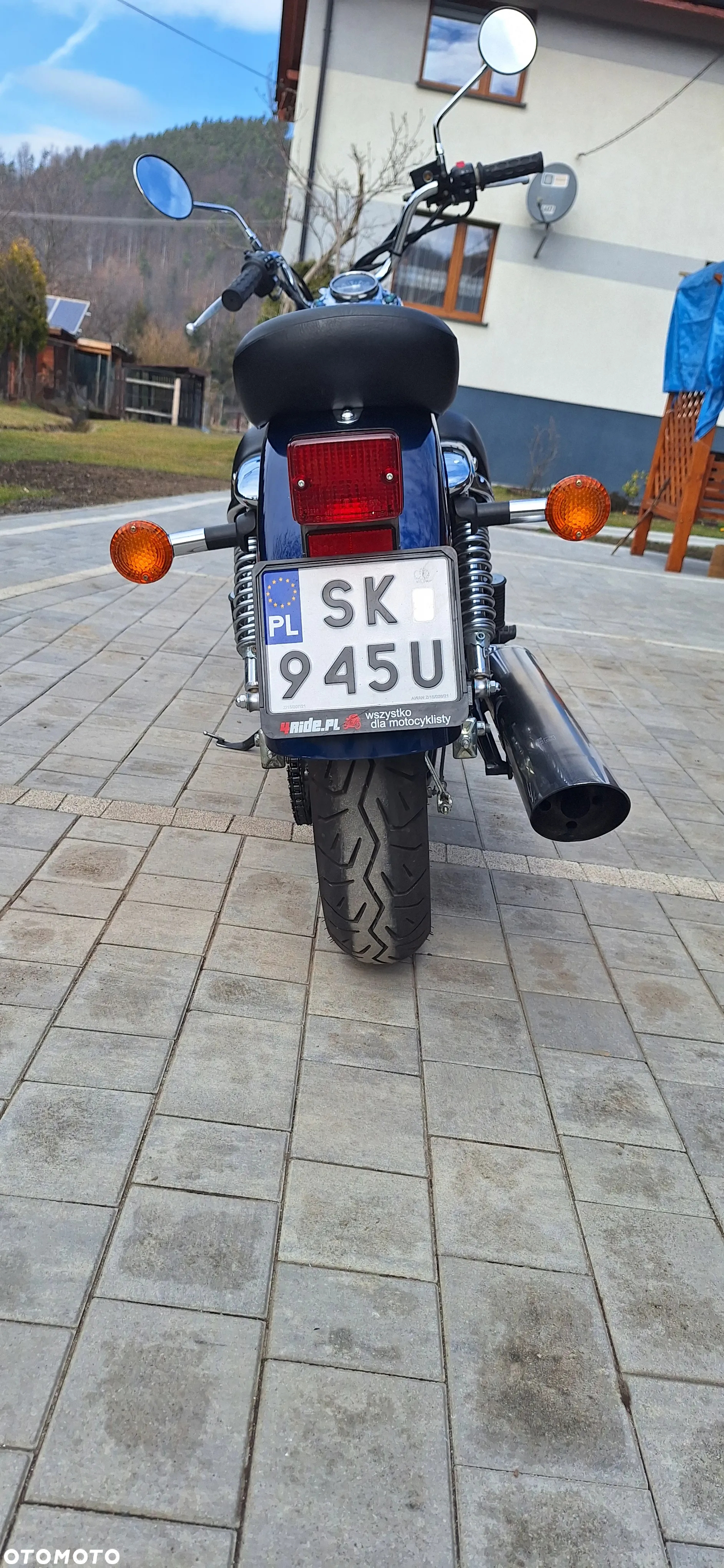 Suzuki Intruder - 6
