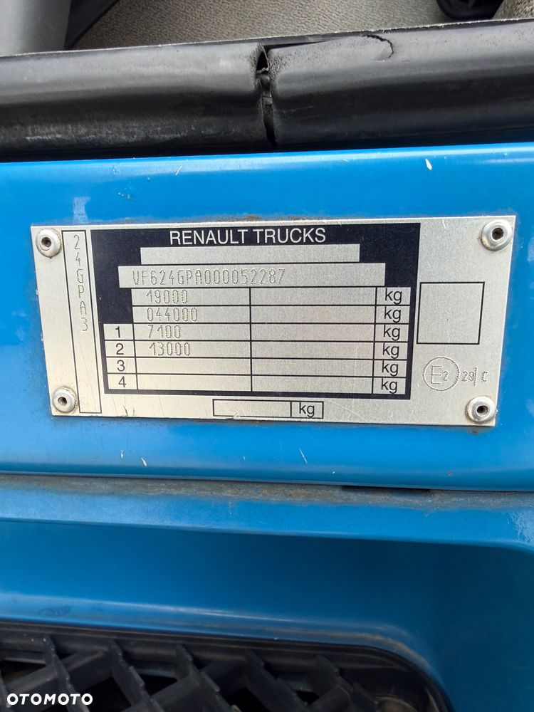 Renault Premium - 24