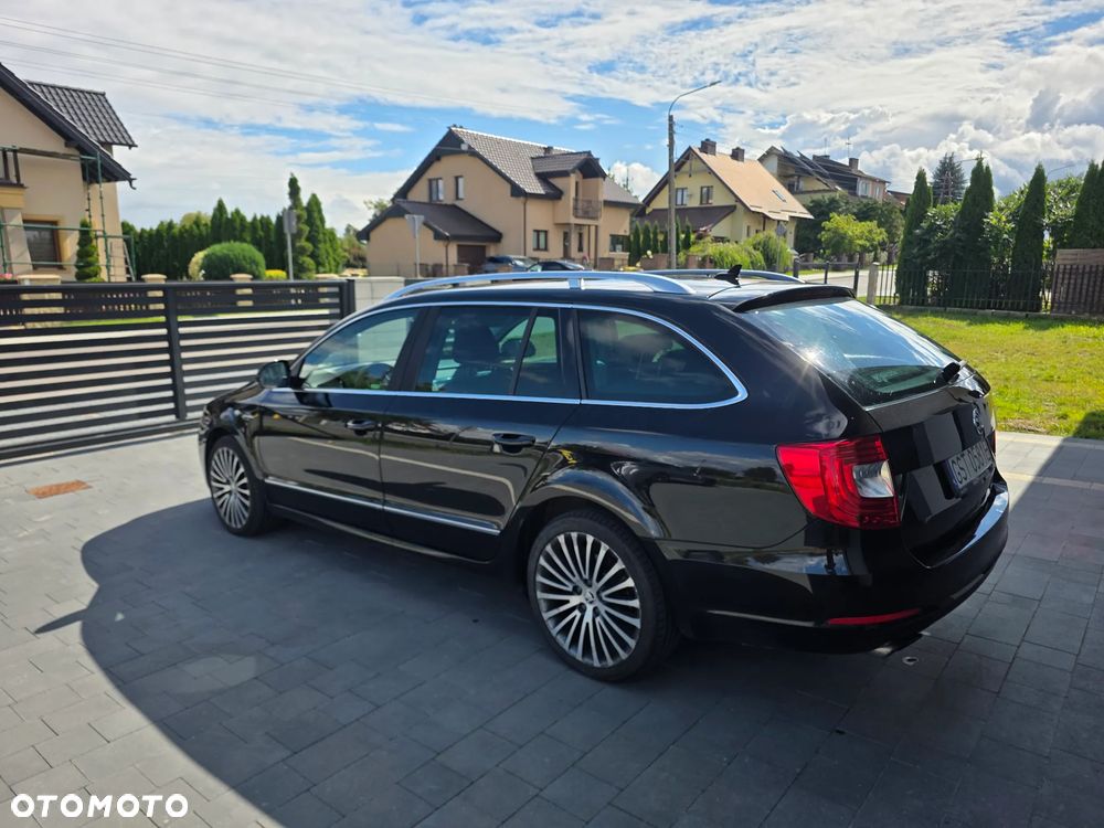 Skoda Superb 2.0 TDI 4x4 L&K DSG - 5