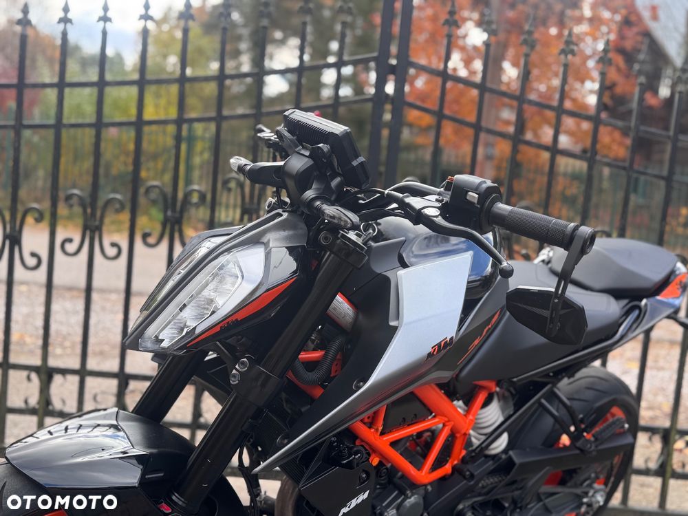 KTM Duke - 18