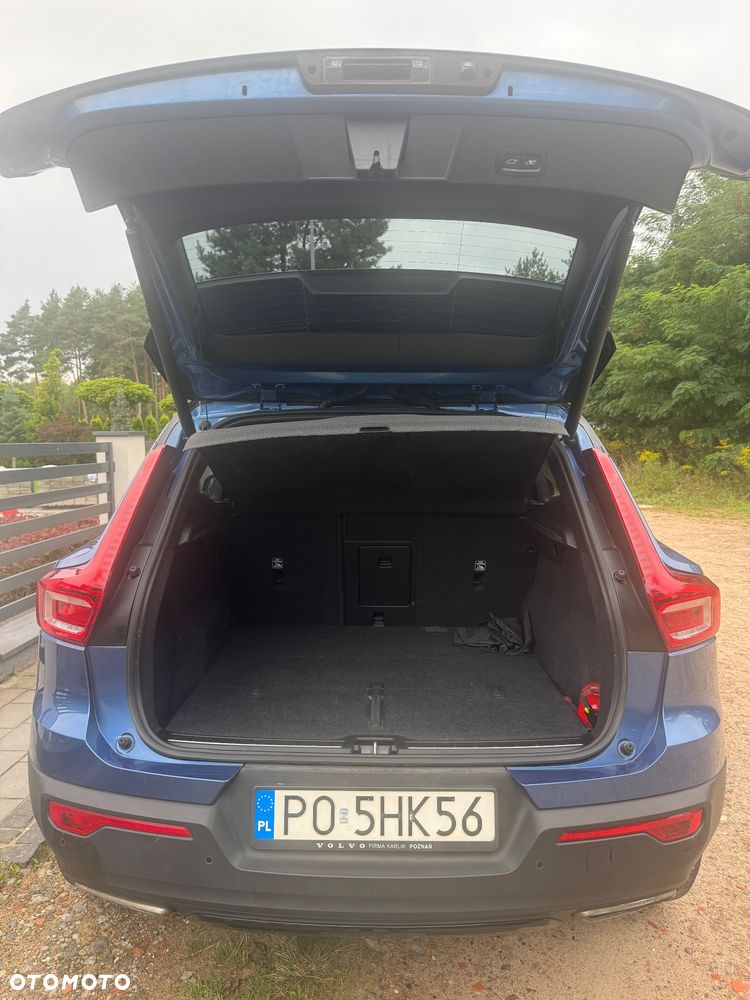 Volvo XC 40 T5 AWD Momentum Pro - 9