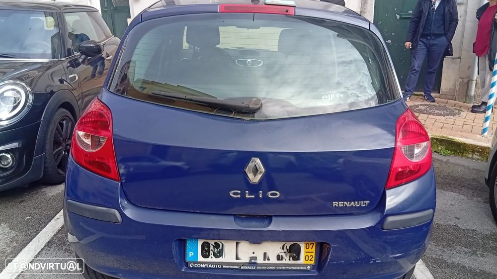 Renault Clio 1.2 16V Dynamique - 3