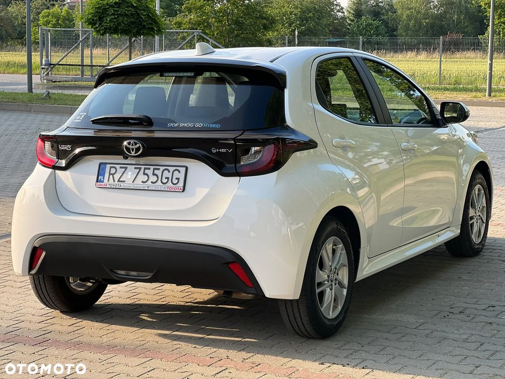 Toyota Yaris - 7