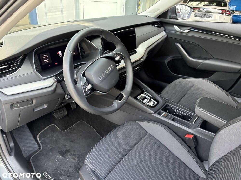 Skoda Octavia - 10