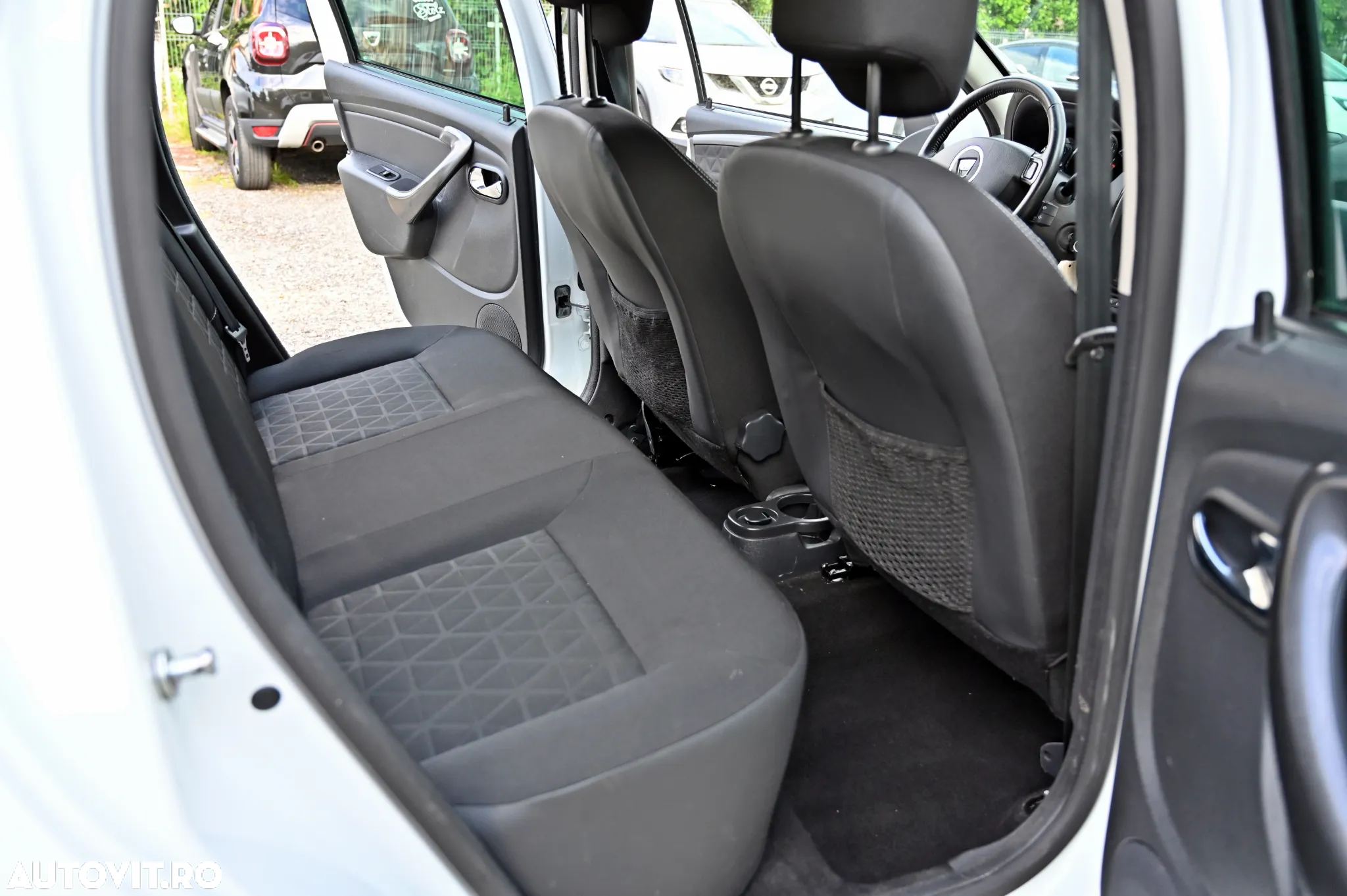 Dacia Duster dCi 110 FAP 4x2 Laureate - 11