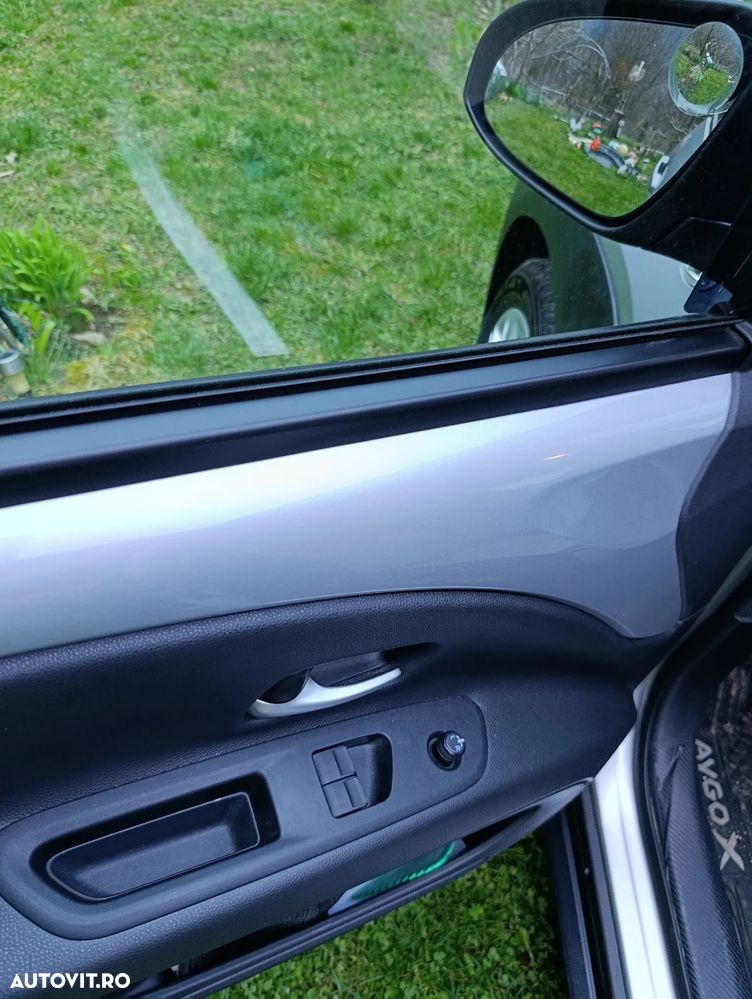 Toyota Yaris Cross - 12