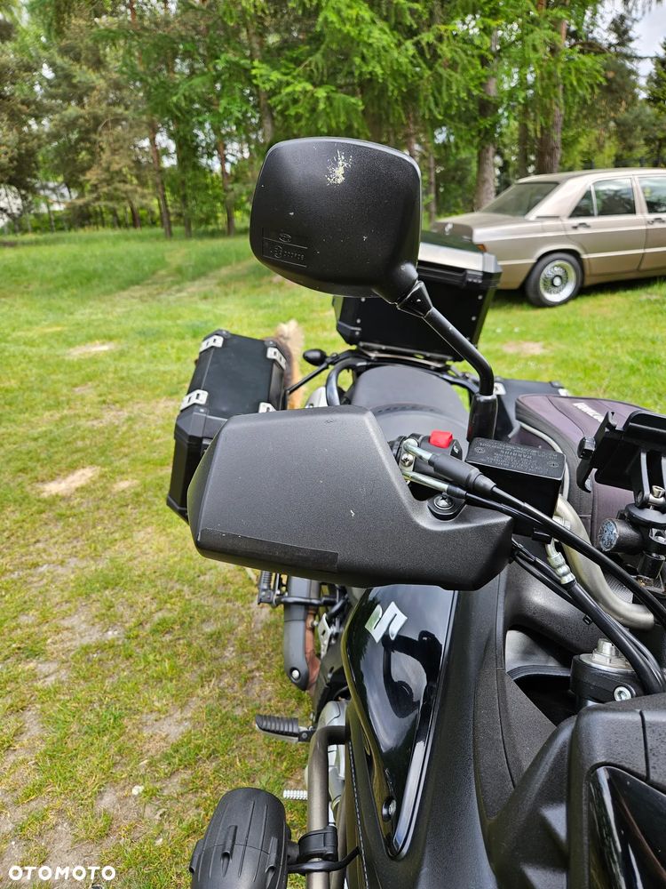 Suzuki V-STROM - 7