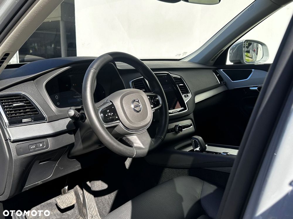 Volvo XC 90 - 21