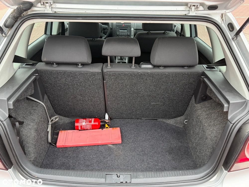 Volkswagen Polo - 11