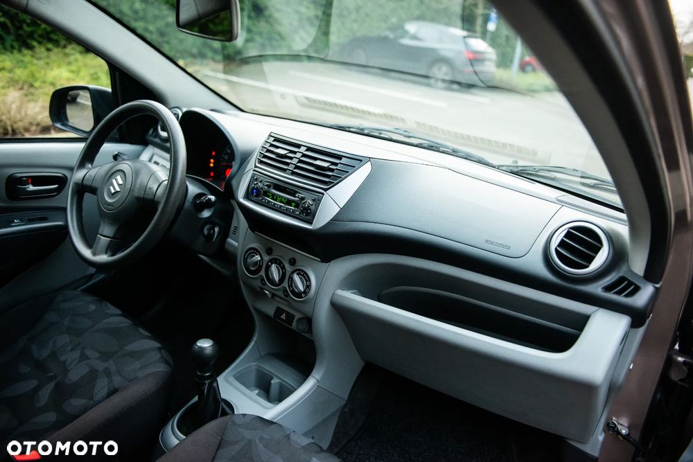 Suzuki Alto 1.0 Comfort City - 24