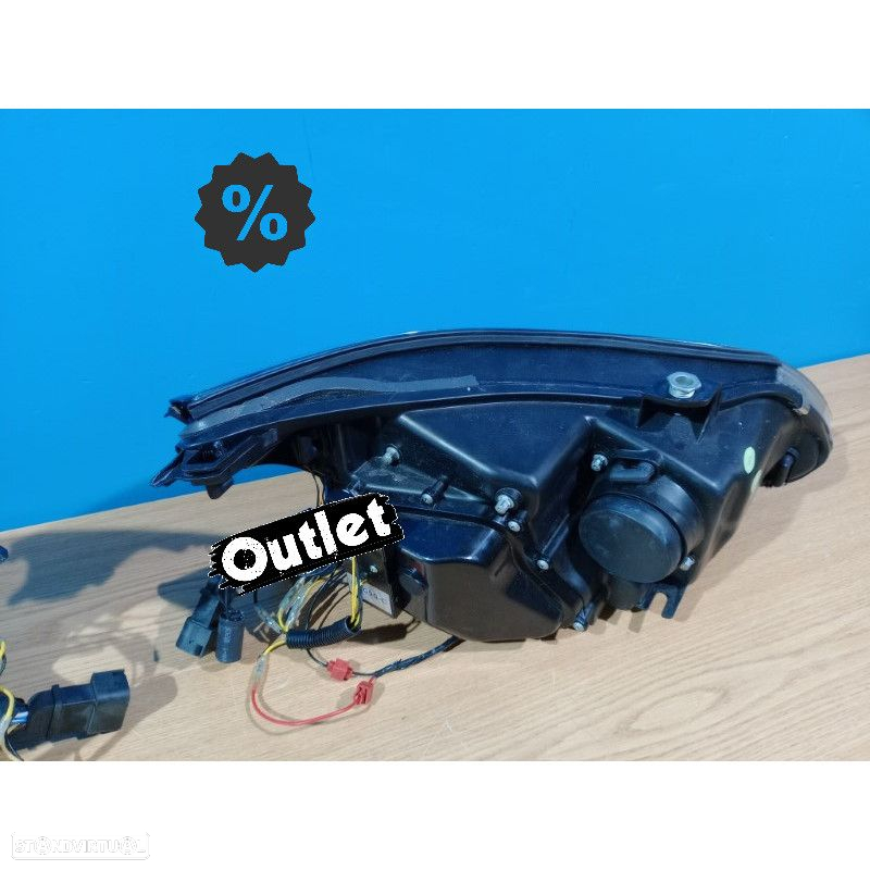 R026021C4 FARÓIS ANGEL EYES BMW E60 E61 07-10 LED PRETO TRANSPARENTE - 4