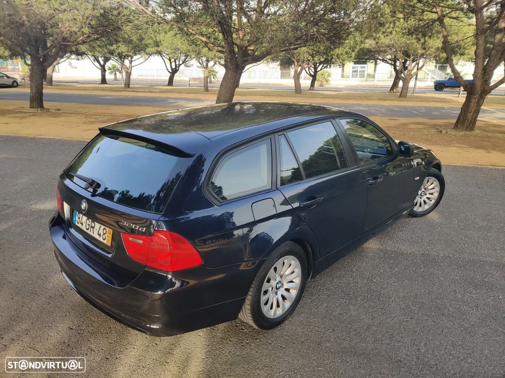 BMW 320 d Sport - 8