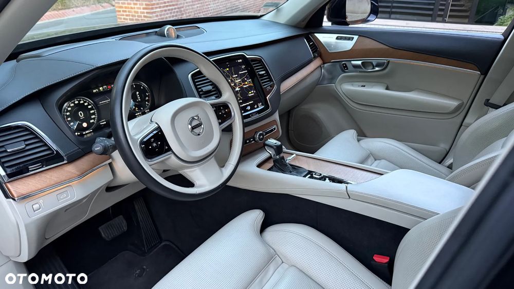 Volvo XC 90 D5 AWD Inscription 7os - 1