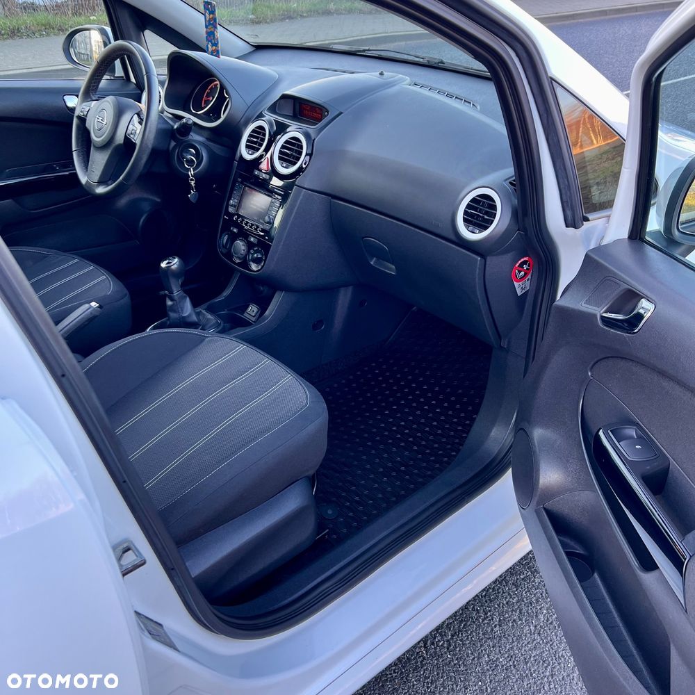 Opel Corsa 1.4 16V Color Edition - 22