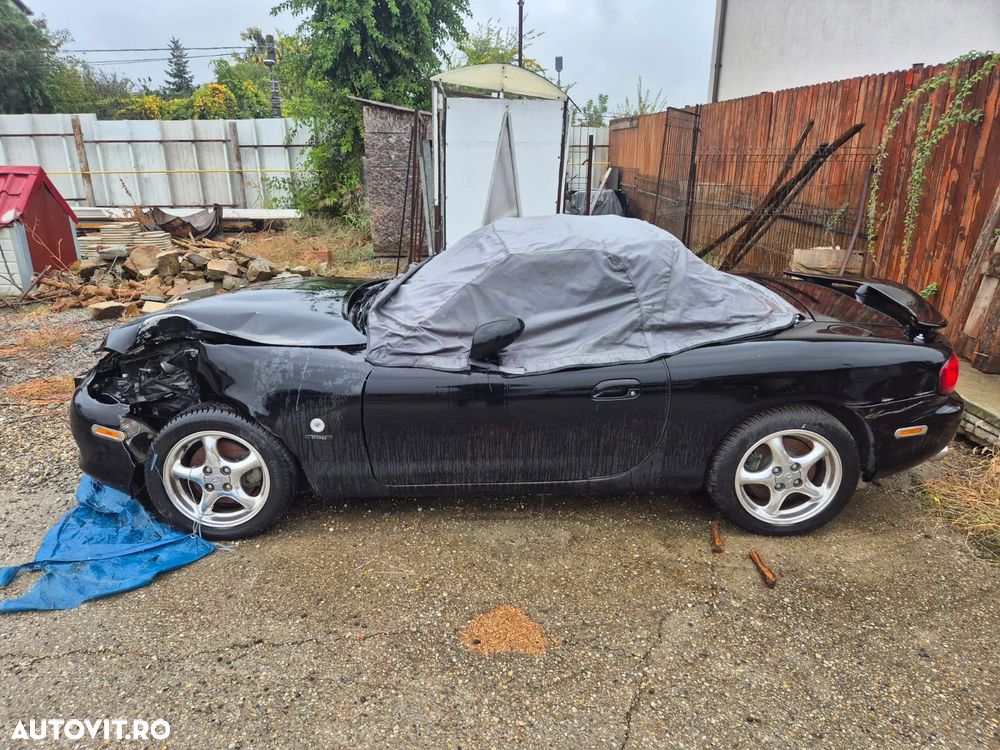 Mazda Mx-5 2004 photo 2