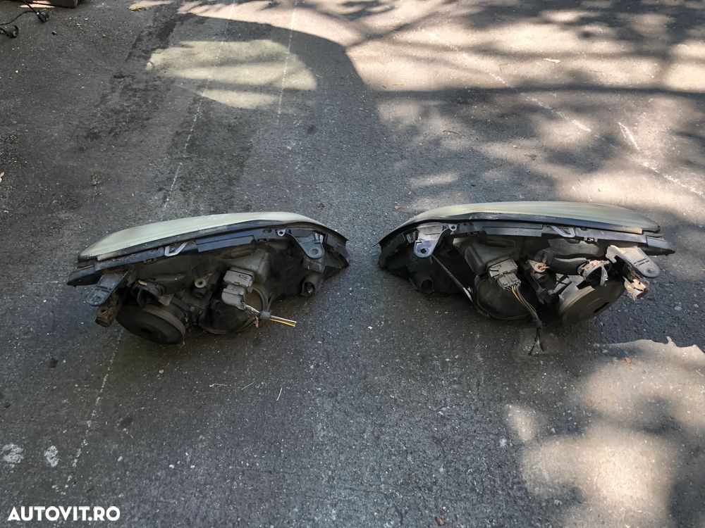 Far stanga/Far dreapta fata Opel Vectra C non facelift halogen 2003 - 5