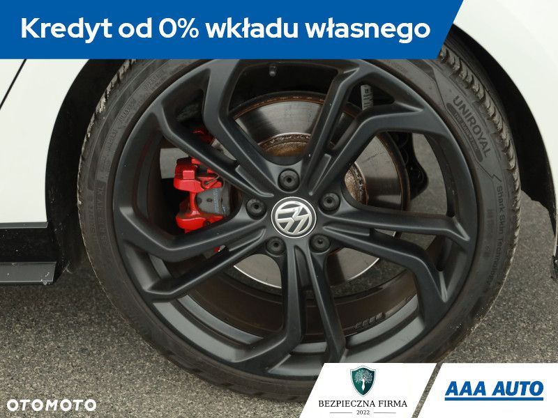 Volkswagen Golf - 13