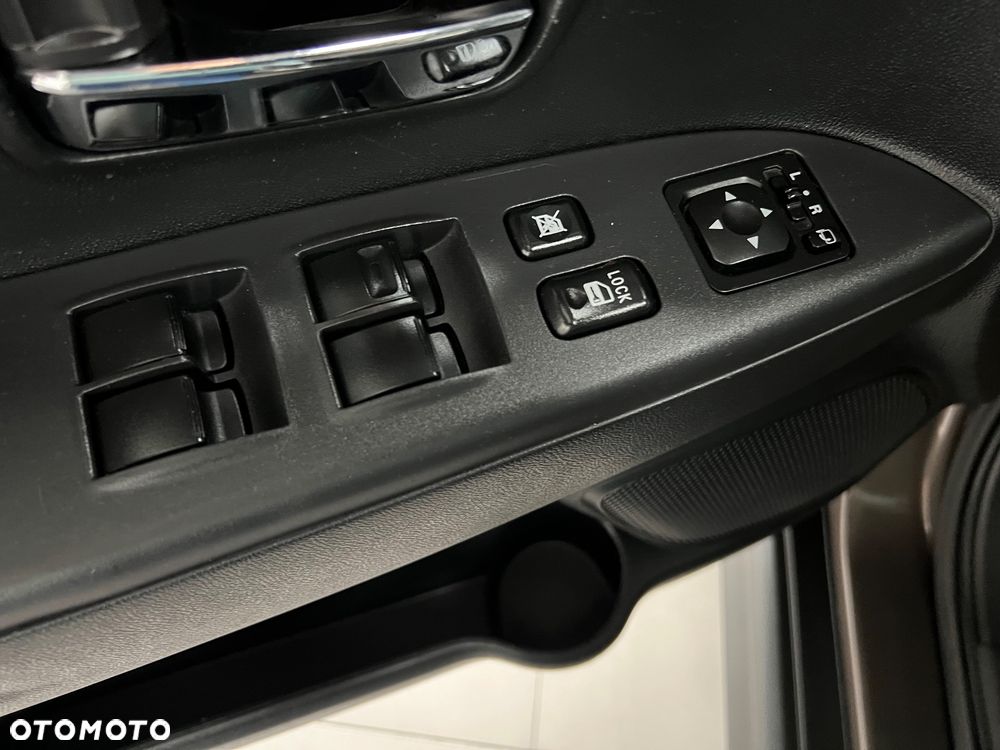 Mitsubishi ASX - 20