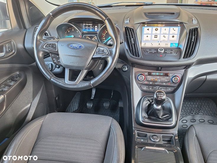 Ford Kuga 2.0 TDCi 4x2 Titanium - 20
