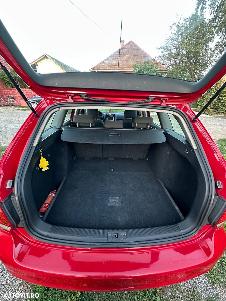 Volkswagen Golf 1.9 TDI Trendline DPF - 8
