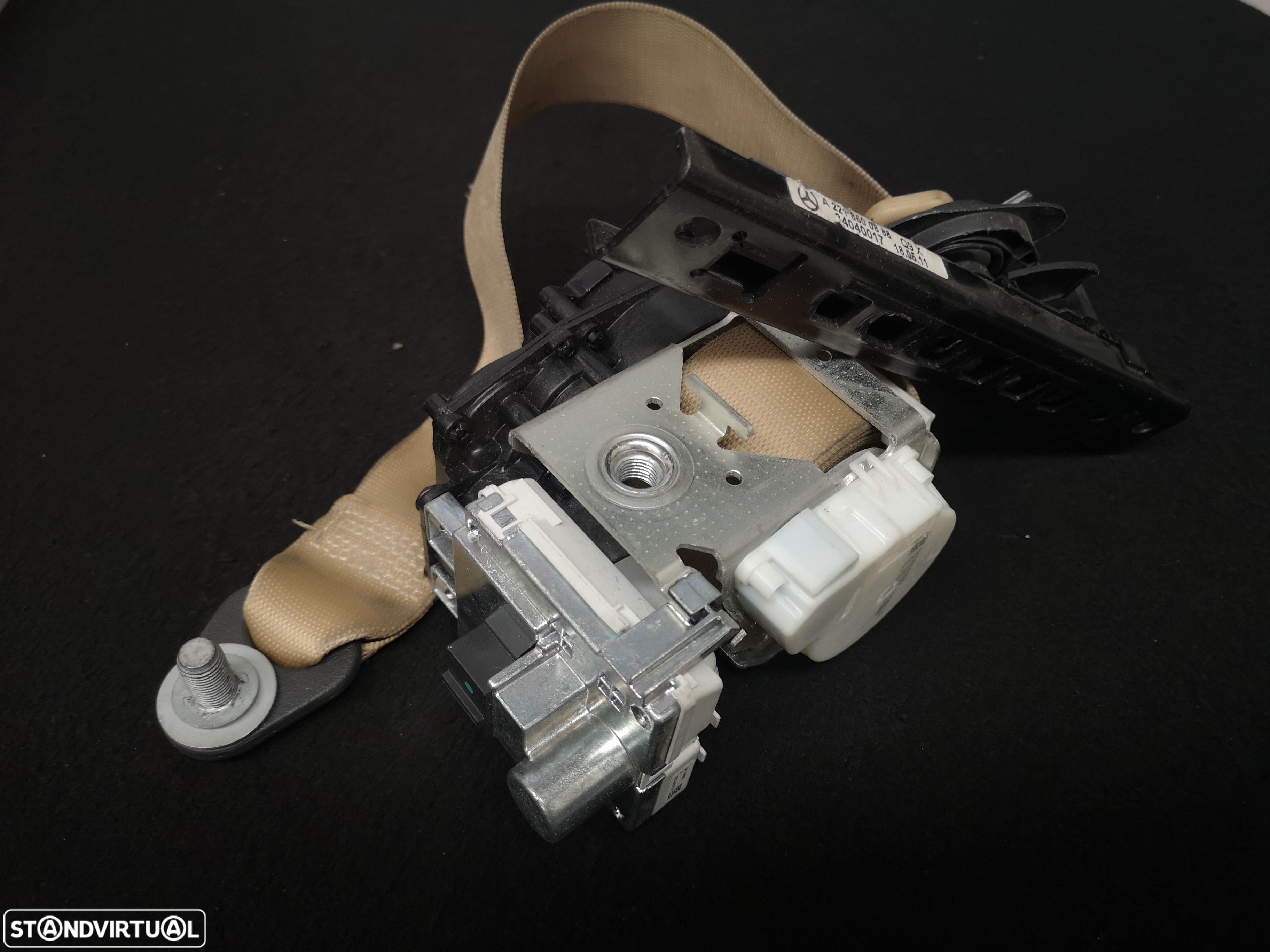 Cinto de Segurança frente direita Mercedes w221 class S 2006+ - 1