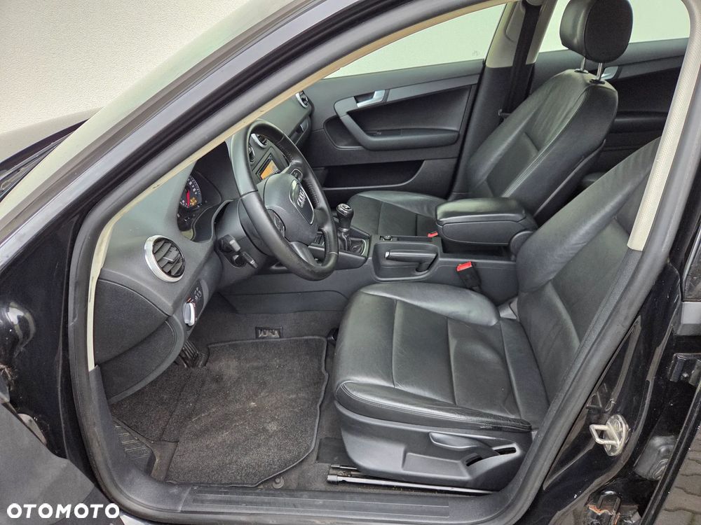 Audi A3 Sportback - 8