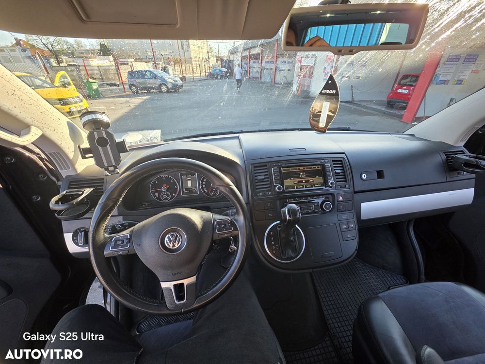Volkswagen Multivan - 17