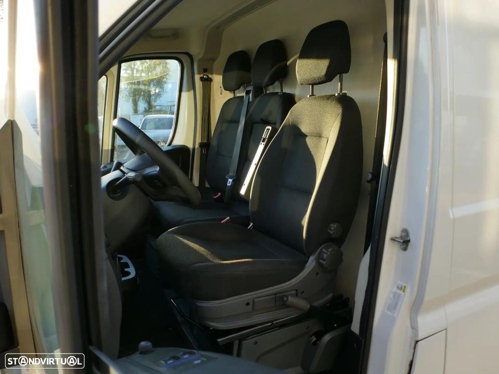 Citroën Jumper 2.2 BlueHDi 3.3T L3H2 - 26