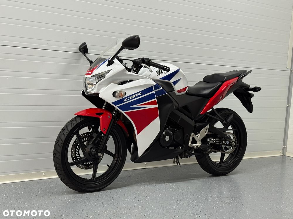 Honda CBR - 13