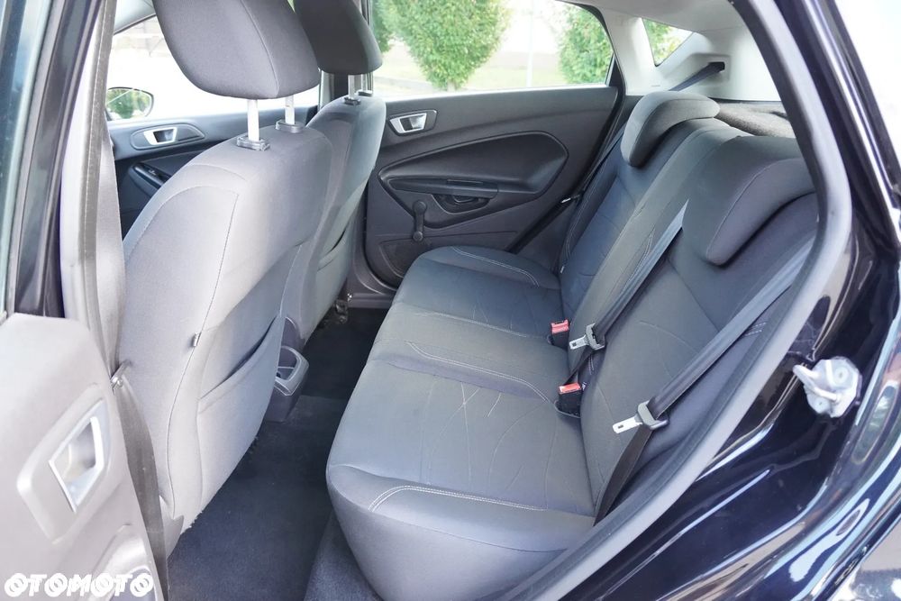Ford Fiesta 1.25 Silver X (Ambiente) EU6 - 10