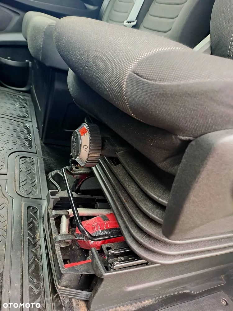 Iveco DAILY | Stan idealny | kontener 8 EP | Automat | Winda | GWARANCJA 12mc | Kamera cofania | - 16