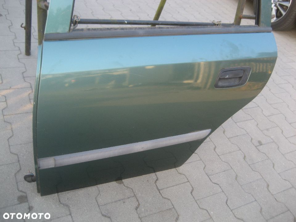 opel astra ii 2 g kombi drzwi tył lewe prawe kod z374 - 2