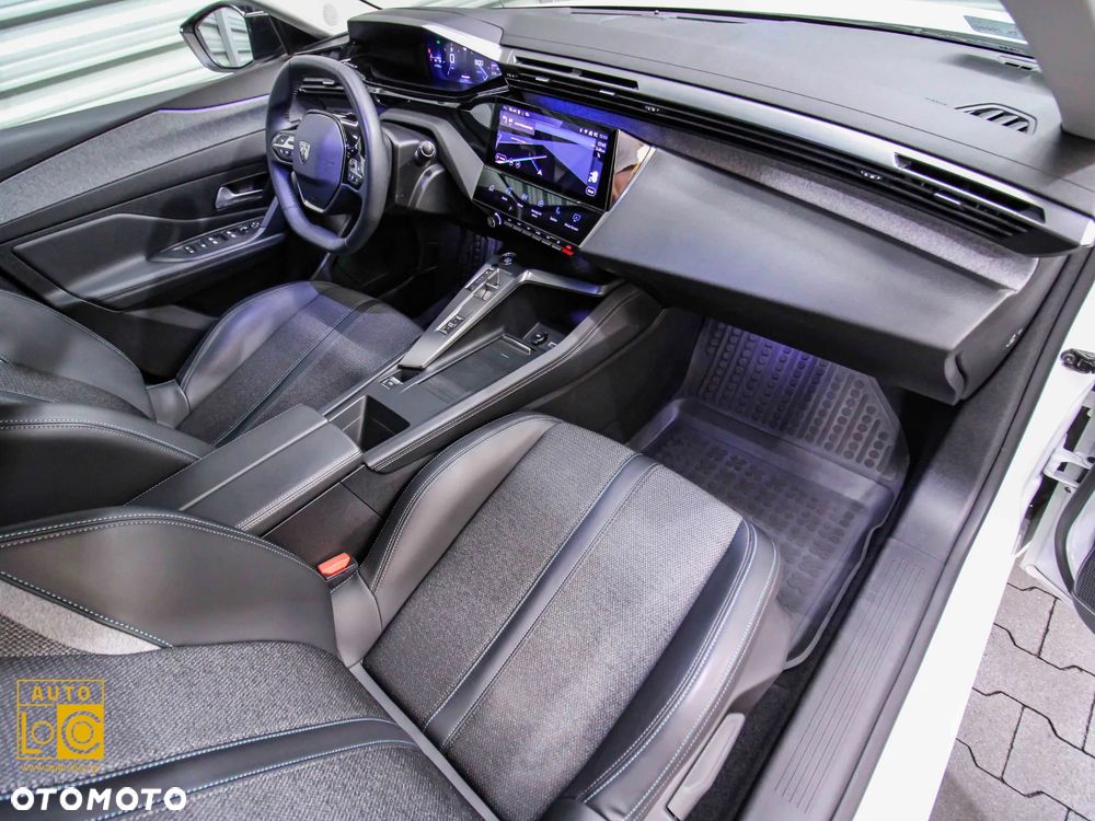 Peugeot 308 1.2 PureTech Allure Pack S&S EAT8 - 9