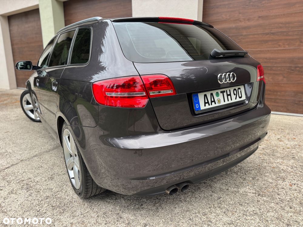 Audi A3 Sportback 2.0 TDI DPF S line Sportpaket - 13