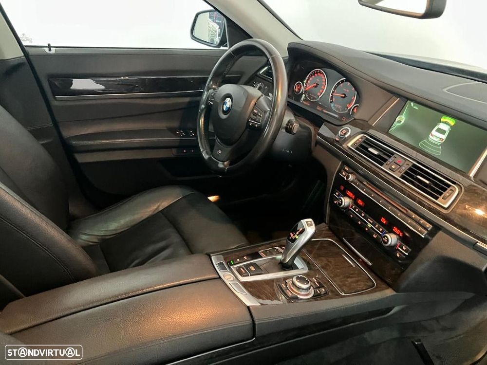 BMW 740 d xDrive - 15