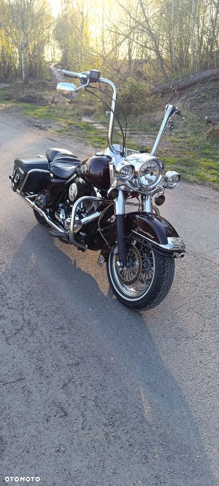 Harley-Davidson Touring Road King - 12