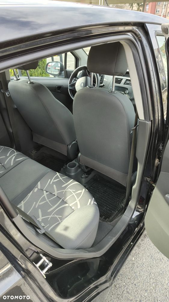 Chevrolet Spark 1.0 Base - 6