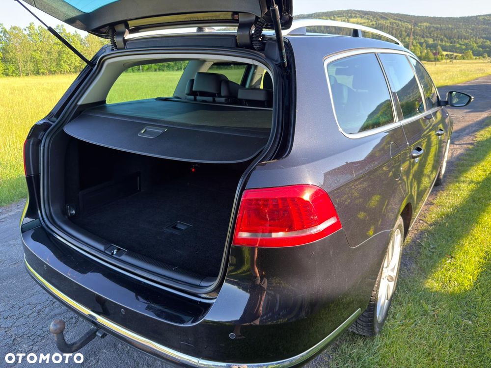 Volkswagen Passat 1.6 TDI BlueMotion Technology Highline - 29