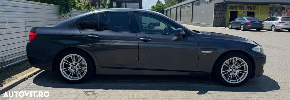 BMW Seria 5 530d xDrive - 3