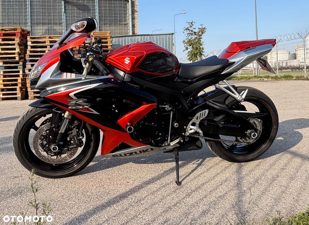 Suzuki GSX-R - 2